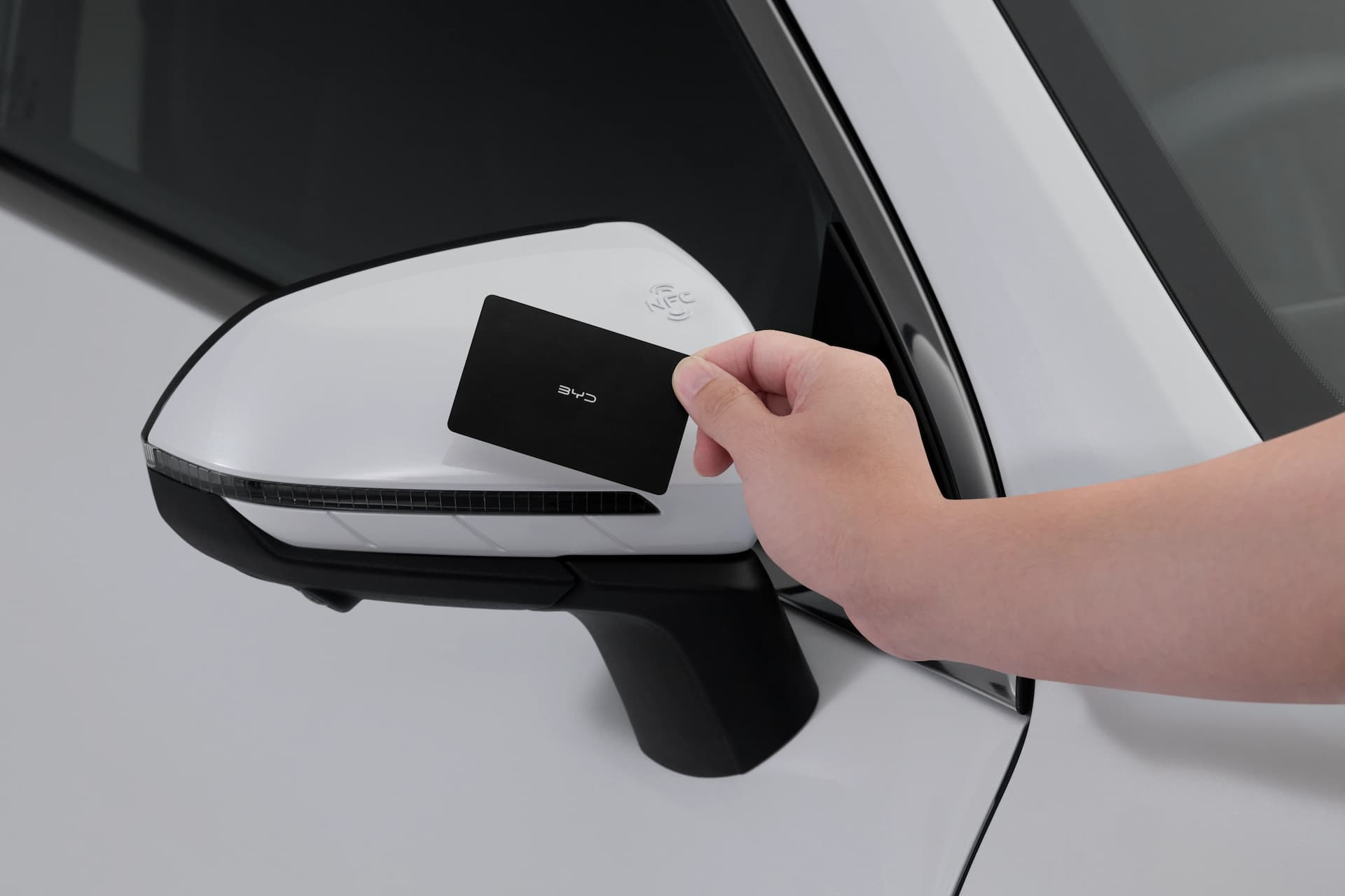 BYD Seal 5 Mở khóa bằng thẻ NFC